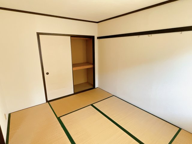 タウニーあけぼのAの和室