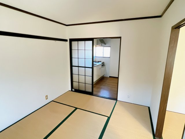 タウニーあけぼのAの和室