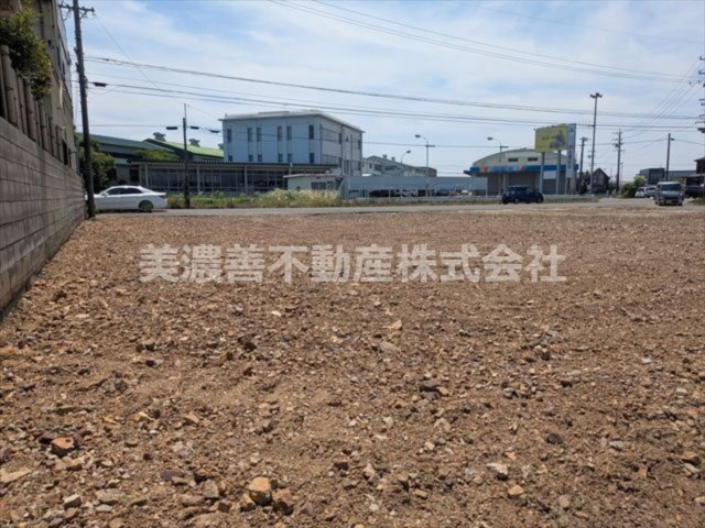 ６６５９１　岐阜市茶屋新田土地の展望