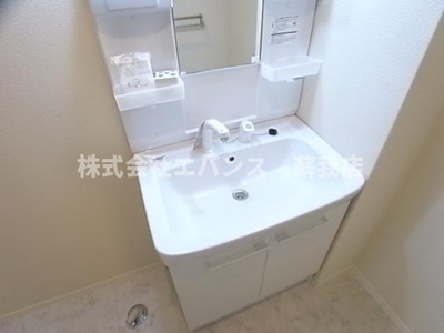 【洗面所】 | ウィングガーデンA棟 | 忙しい朝には欠かせない洗面所です