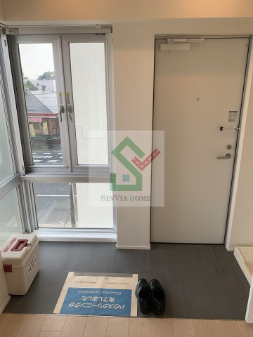 コンフォートエミネンスの玄関
