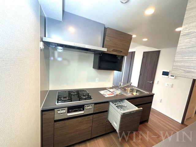 プラウドタワー豊橋のキッチン|イメージ（同建物内別部屋の写真です）