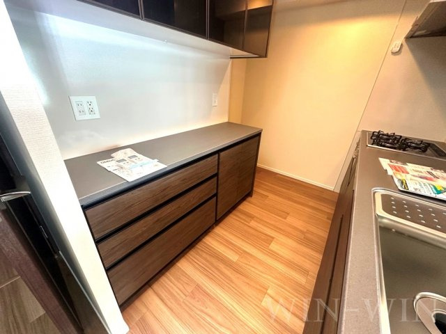 プラウドタワー豊橋のキッチン|イメージ（同建物内別部屋の写真です）