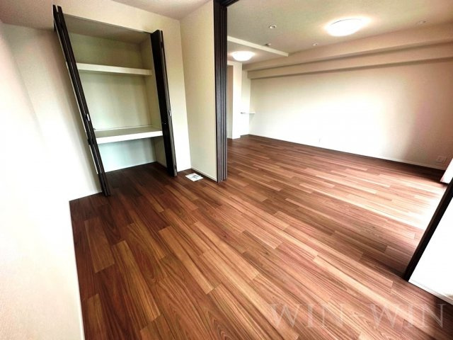 プラウドタワー豊橋の寝室|イメージ（同建物内別部屋の写真です）