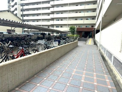 【駐輪場】 | 吹田芙蓉ハイツ | 駐輪場・バイク置き場有り！空き状況は都度お気軽にお問い合わせください。