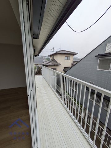 宗像市自由ヶ丘南３丁目　戸建てのバルコニー