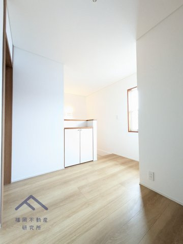 宗像市自由ヶ丘南３丁目　戸建ての洋室
