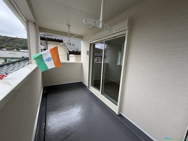 秦野市渋沢第31　新築戸建　全1棟1号棟のバルコニー