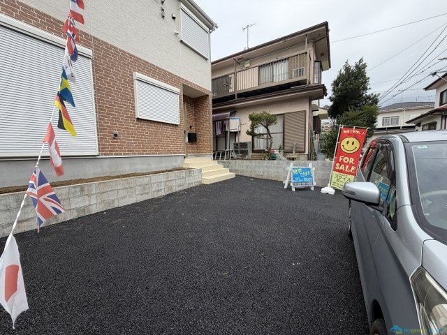 秦野市渋沢第31　新築戸建　全1棟1号棟の駐車場