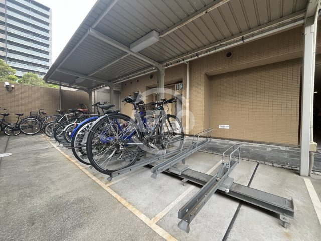 ＣＯＣＯ ＭＡＲＩＮＩのその他|駐輪場