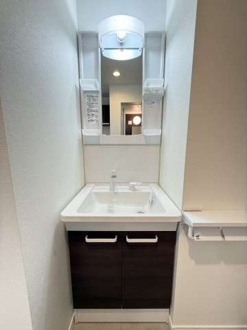 ベイルーム本厚木クレストの独立洗面台