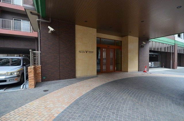 アクロス天神Ｖタワー　舞鶴小学校区のエントランス