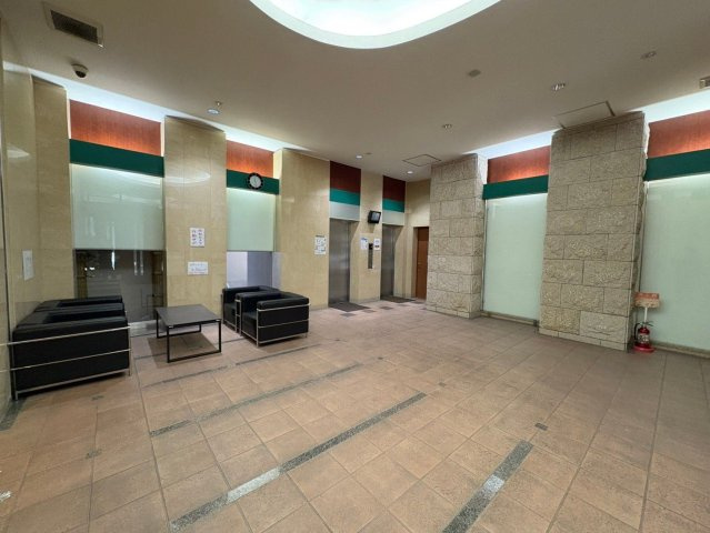 アクロス天神Ｖタワー　舞鶴小学校区のロビー