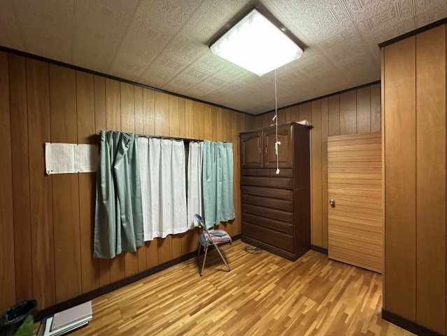 中古住宅　河渡の洋室