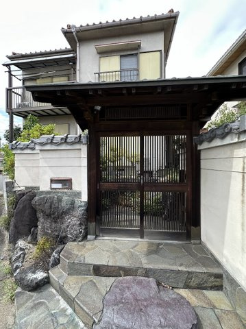 中古住宅　河渡の玄関