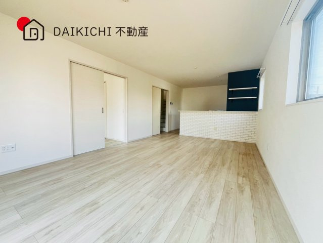 【居間・リビング】 | KIS鴻巣市北新宿3期4号棟　中古戸建
