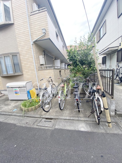 アマービレストのその他共用部分|自転車置き場になります。