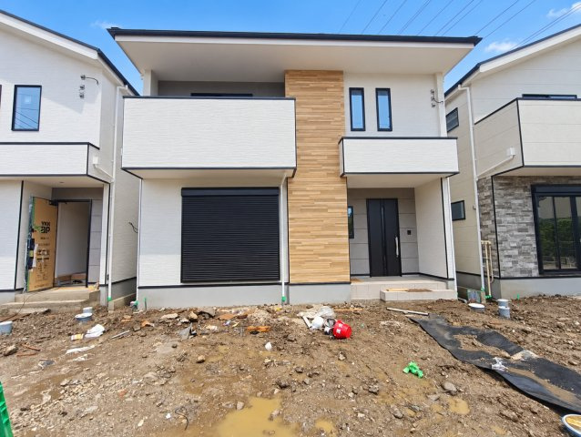 八潮市　鶴ケ曽根　新築戸建　　全3棟