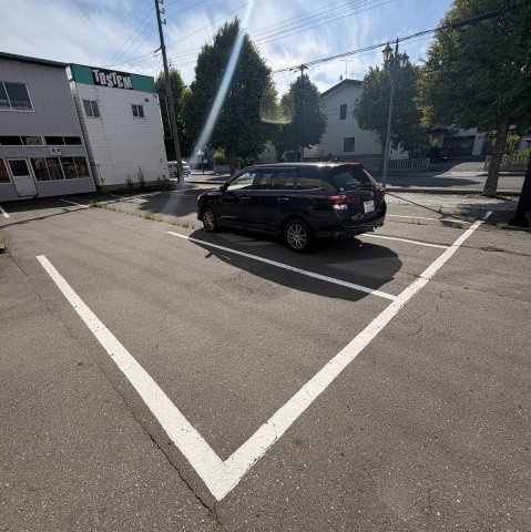 伊達市錦町92-16テナントの駐車場