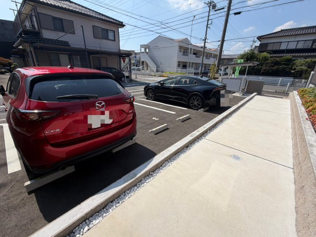 ルークの駐車場