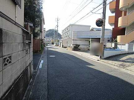 ロイヤルパレス戸坂の周辺
