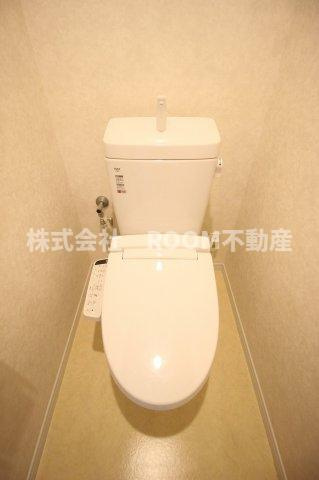 サンリットSR年見の独立洗面台|朝の支度にも助かる、独立の洗髪洗面化粧台