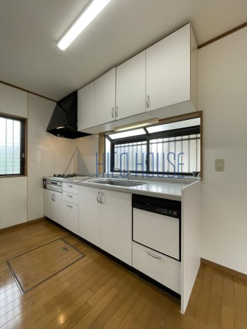 今成3丁目戸建のキッチン