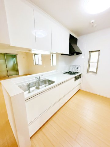 小山市間々田　中古戸建のキッチン
