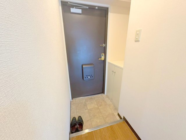 クレセントハイツ今里の玄関|毎日通る玄関はこちらです