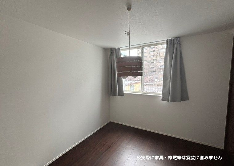 幡ヶ谷３丁目戸建の洗面所