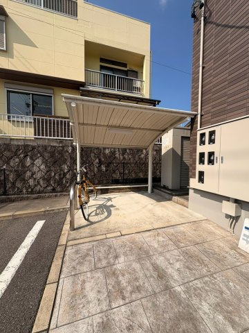 カーサ　フェリーチェⅡの駐車場