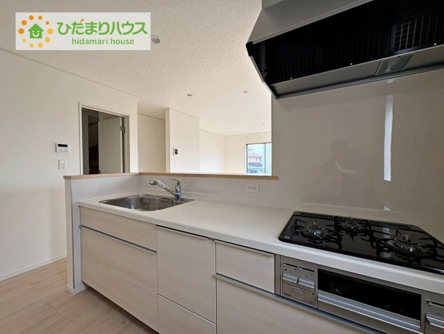 ひたちなか市津田第3　新築戸建　1号棟のキッチン|LDKと一体の空間を演出してくれる、オープンキッチン!(^^)!