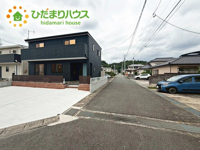 いわき市平赤井比良3丁目　新築戸建の前面道路含む現地写真|小学校が近く、お子様の通学も安心ですね☆彡
