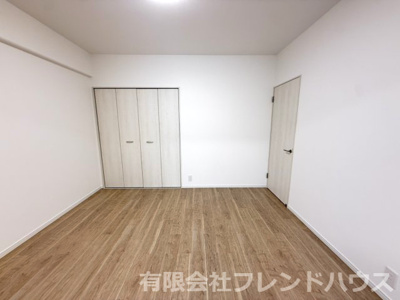 【洋室】 | 藤和ハイタウン庚午 | 6.4帖