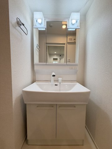 OSAKA CASTEL SHIRAHAMA PREMIERの洗面所