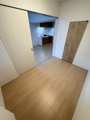 OSAKA CASTEL SHIRAHAMA PREMIERの洋室