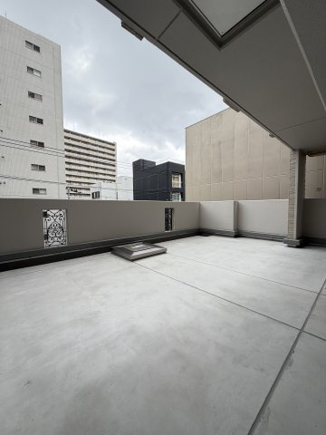 OSAKA CASTEL SHIRAHAMA PREMIERのバルコニー
