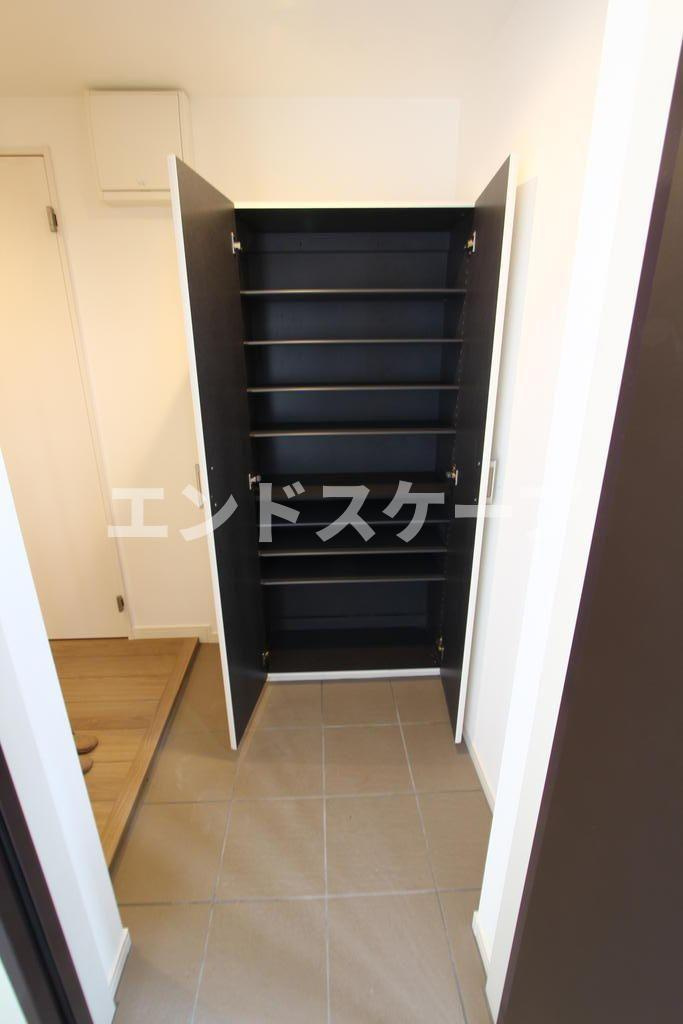 アネシスの玄関|高崎、前橋エリアのお部屋探しはエンドスケープまで！お客様の理想お聞かせ下さい♪