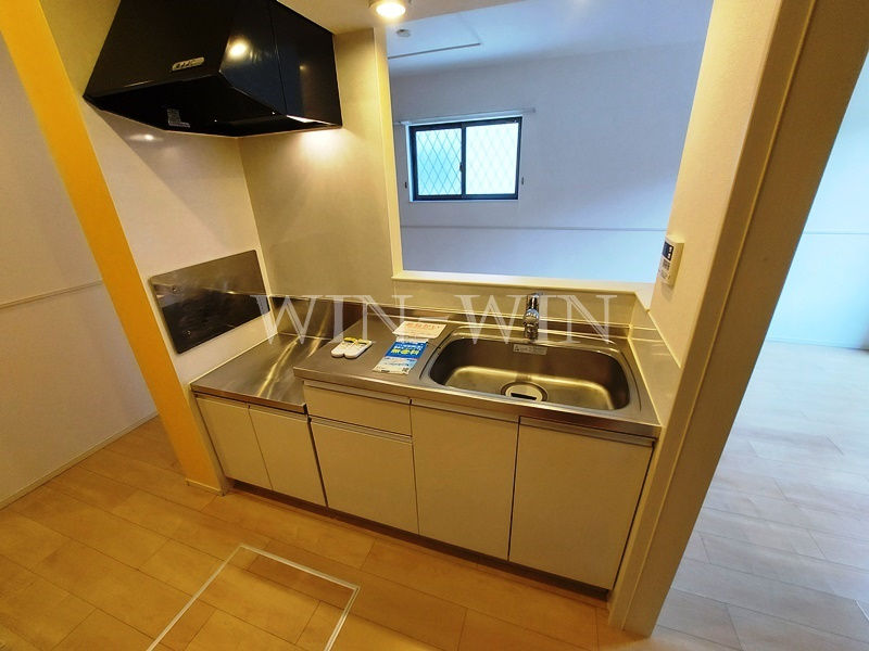 ロイヤル ウエスト Bのキッチン|イメージ（同建物内別部屋の写真です）