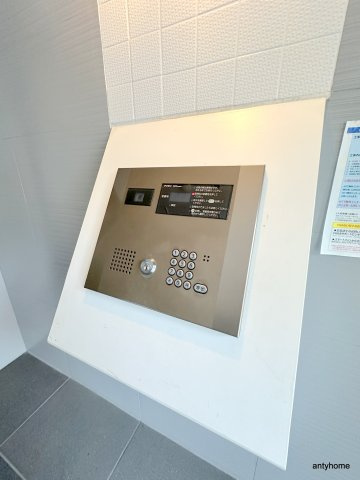 エスリードコート難波ウエスト　仲介手数料無料のセキュリティ