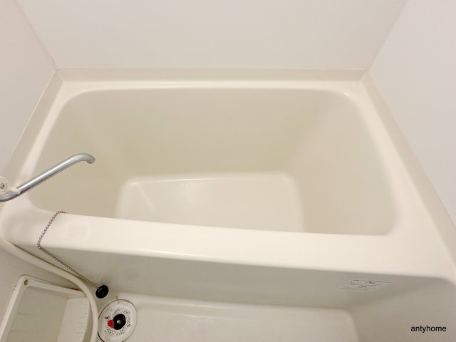 エスリードコート難波ウエスト　仲介手数料無料の浴室
