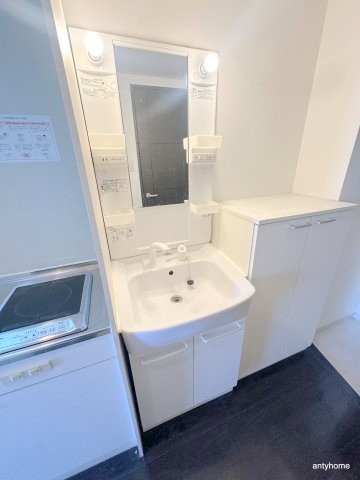 エスリードコート難波ウエスト　仲介手数料無料の洗面所