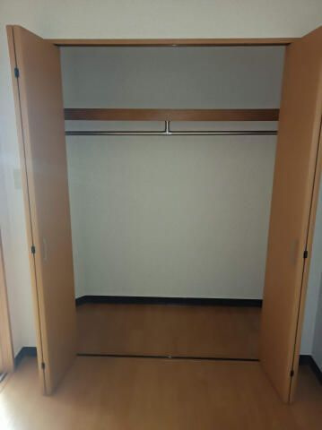 プレジール船橋本町の収納