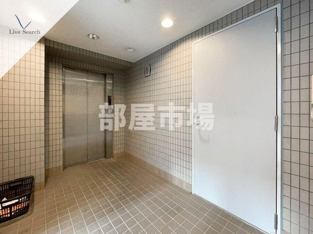 台東区浅草２丁目の賃貸マンションのロビー