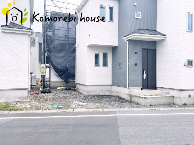 さいたま市見沼区堀崎町1159番　新築一戸建て　ハートフルタウン　Aの駐車場|26.9.8