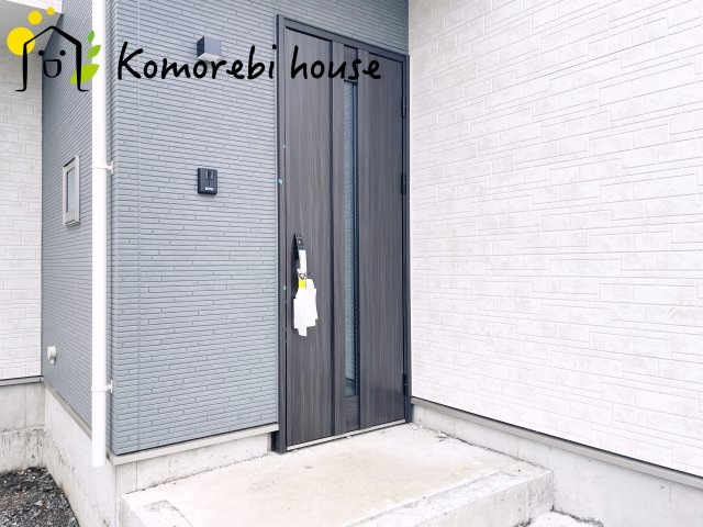 さいたま市見沼区堀崎町1159番　新築一戸建て　ハートフルタウン　Aの玄関|26.9.8