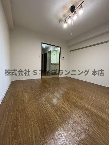 仲介手数料0円！グランドハイネス御成の居間・リビング