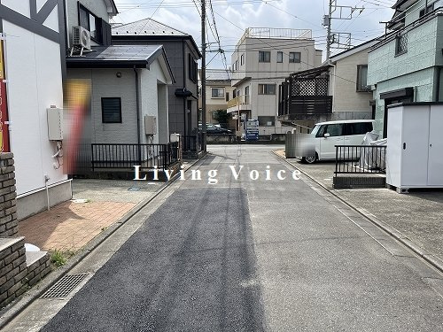【仲介手数料０円】海老名市大谷南4丁目　中古一戸建ての前面道路含む現地写真|海老名市大谷南4丁目　中古一戸建て