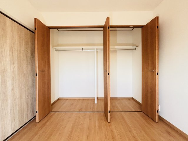 筑紫野市針摺中央２丁目の賃貸マンションの収納