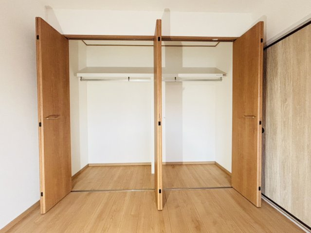 筑紫野市針摺中央２丁目の賃貸マンションの収納